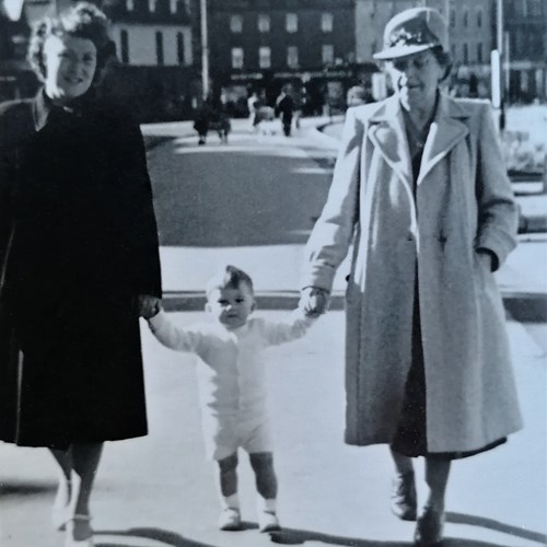 Graeme St Clair In Rothesay With Mum, Mary Mcgilvray St Clair, Neé Mcintyre And Gran, Christina Mcintyre, Neé Gibson.1948